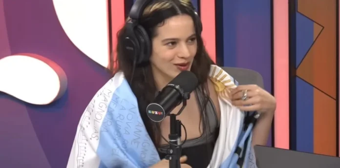 Rosalia en el streaming Luzu TV.