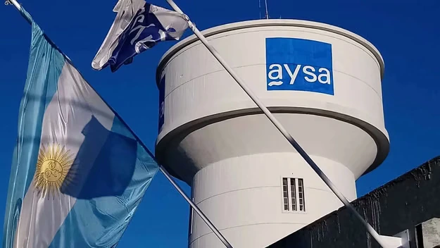 privatizacion-aysa-consorcio-rowing