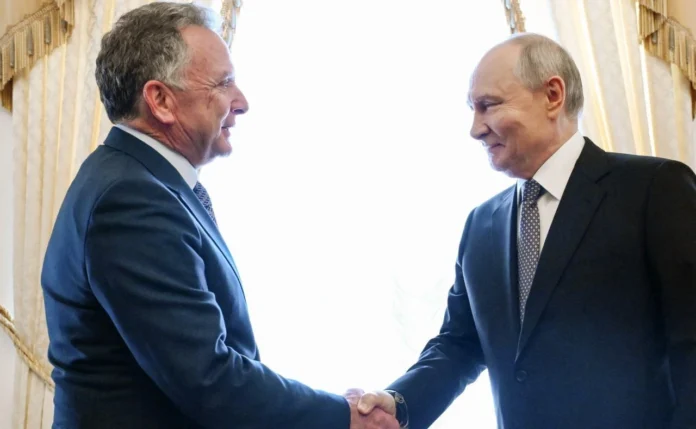 putin-witkoff-ucrania-estados-unidos-iran Vladimir Putin y el enviado estadounidense Steve Witkoff en su reunión en San Petersburgo